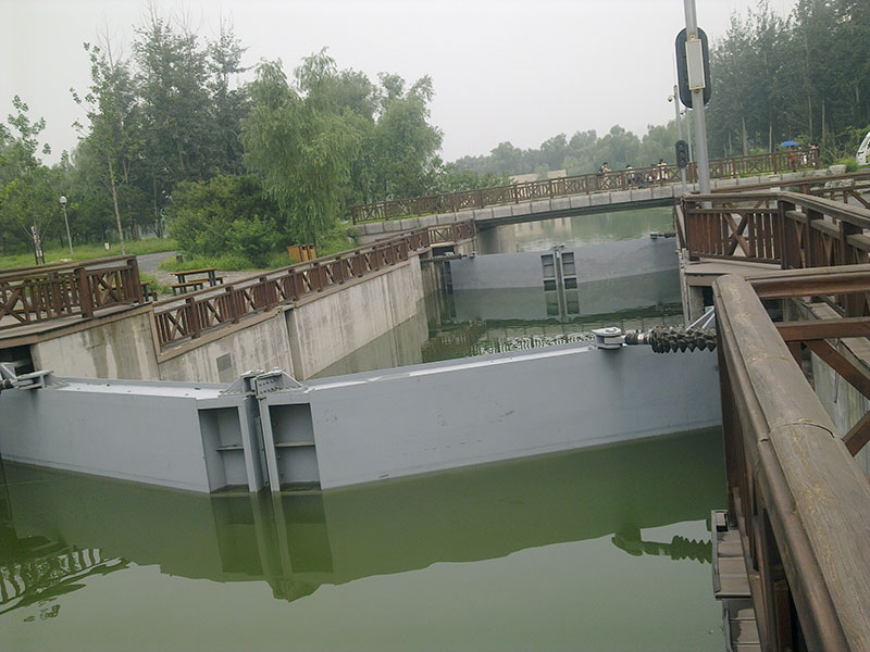 北京奧運(yùn)人字門船閘